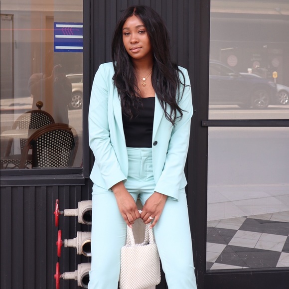 Mint colored Zara blazer and pant set - Picture 2 of 3
